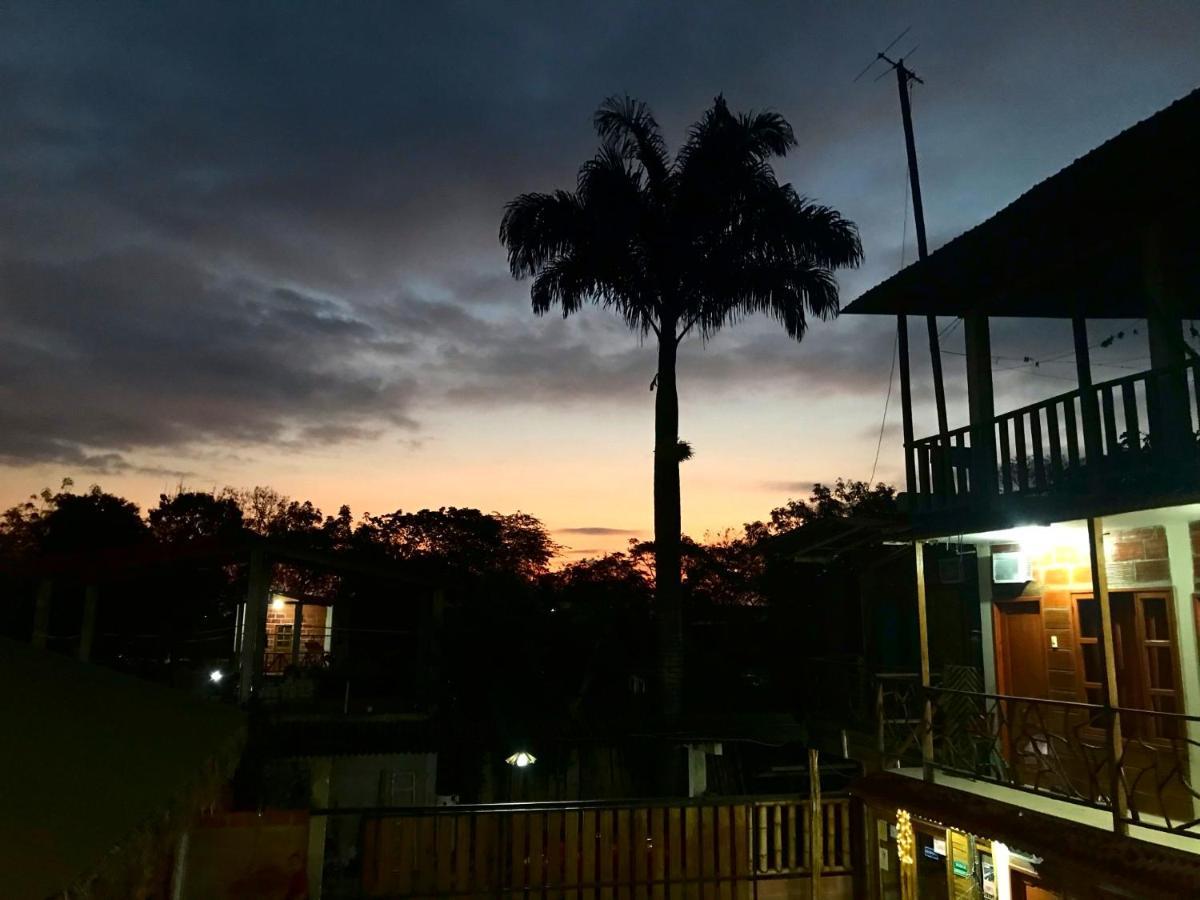 Hostal Tierra Y Mar Монтаньита Экстерьер фото